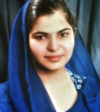Calling for applications for journalist Simmi Marwaha honor